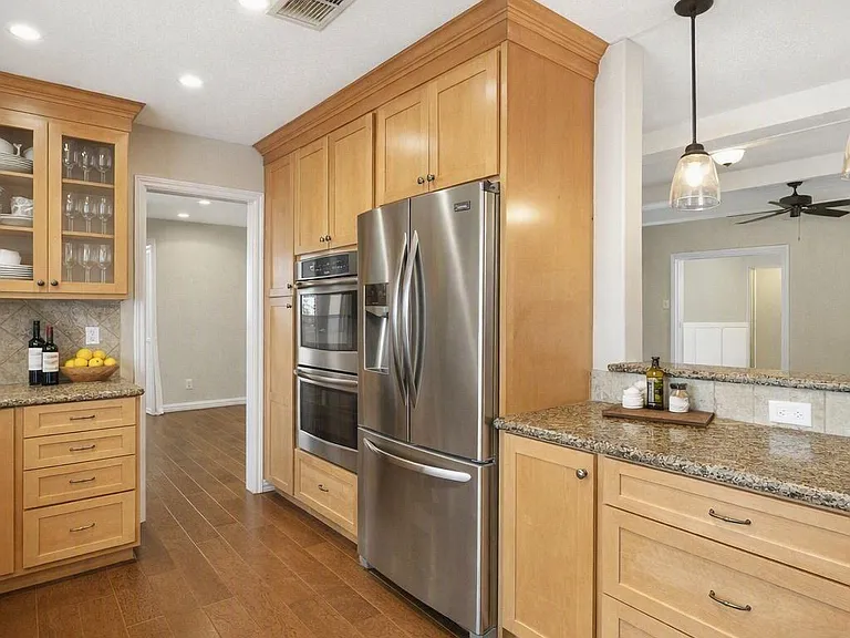 6131 Yarwell Dr — Photo 18