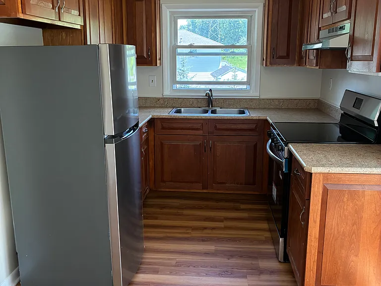 61 Phillips Rd — Photo 11