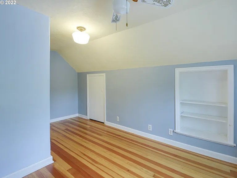 7236 N Newell Ave — Photo 16