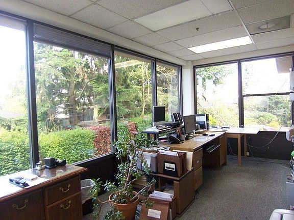 Pleasant outlook over landscaped yard. Double-paned windows.