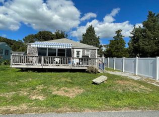 13 Harbor Rd, Mattapoisett, MA 02739