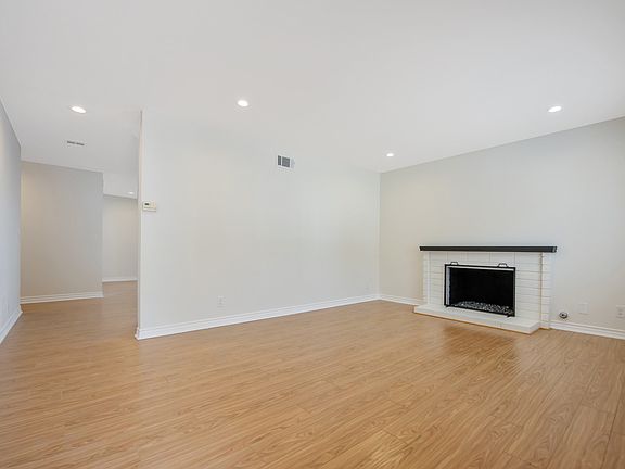 4th image of 3436 Indian Mesa Dr