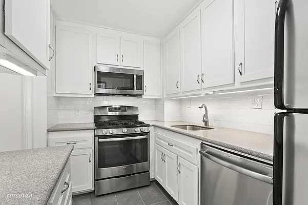 Sold by Corcoran | media 6