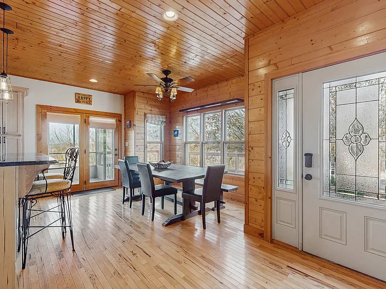 3490 Caywood Rd — Photo 3