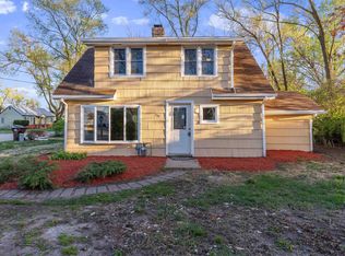 539 Superior Ave, Machesney Park, IL 61115