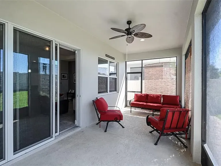 1090 Alder Tree Dr — Photo 20