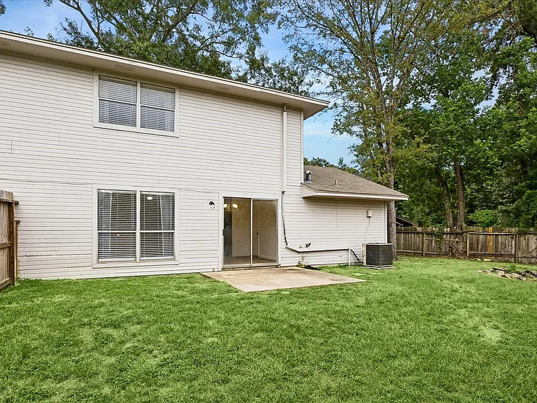 1600 Hazelwood St #B — Photo 16