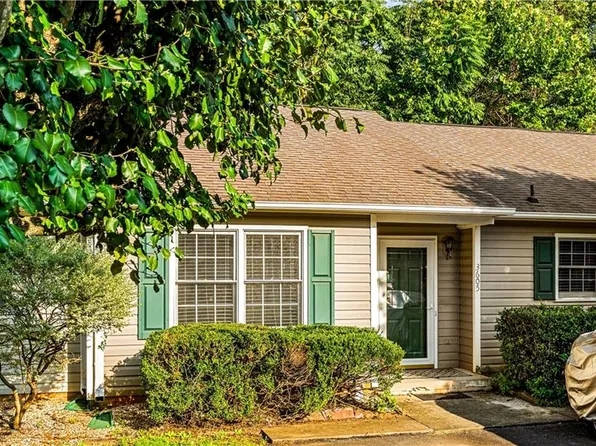 3605 Swaim Ct, Winston Salem, NC 27127