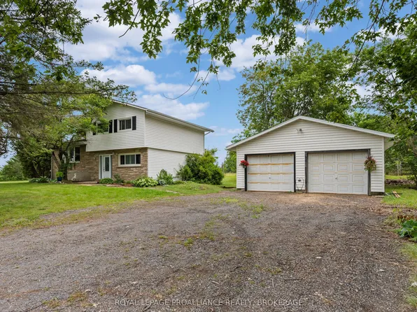3298 Perth Rd, South Frontenac, ON K0H 1X0