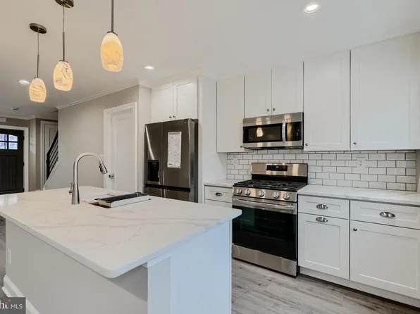 621 Ponca St, Baltimore, MD 21224