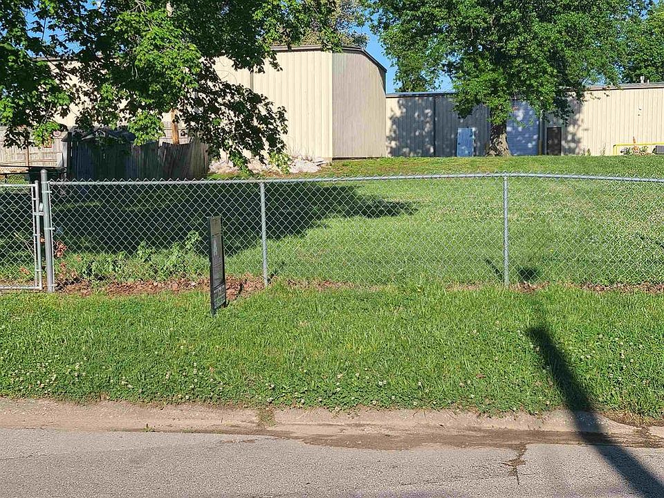 2nd image of 416 Jed Pl