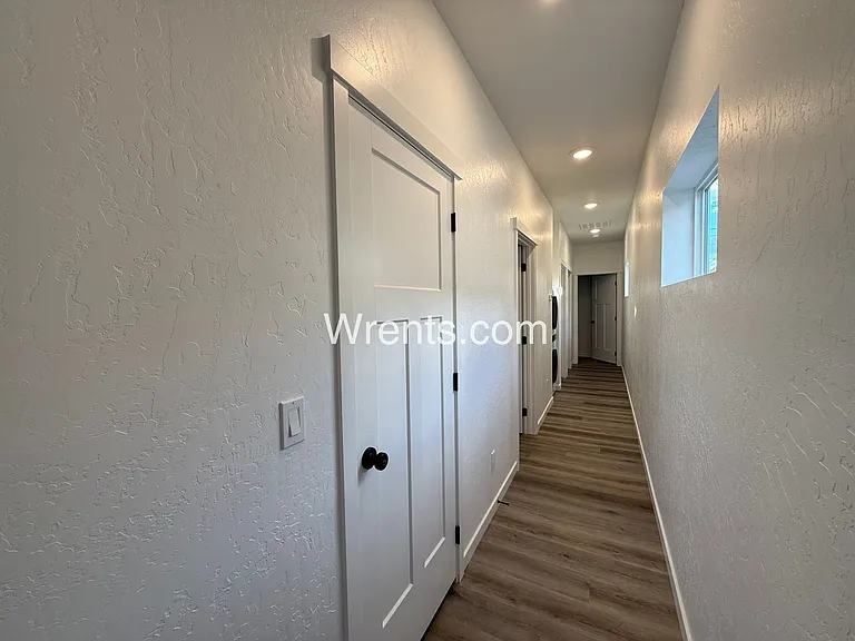 3710 E Liberty Ave — Photo 6