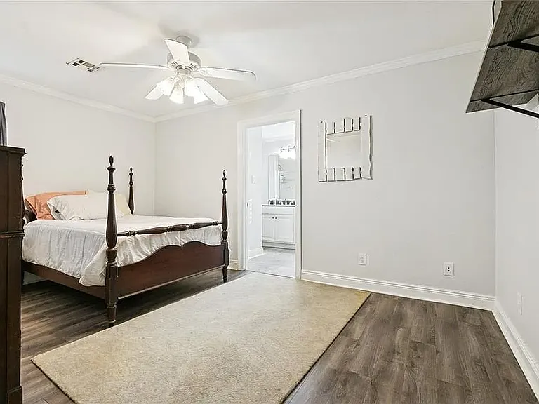 6958 Orleans Ave — Photo 3