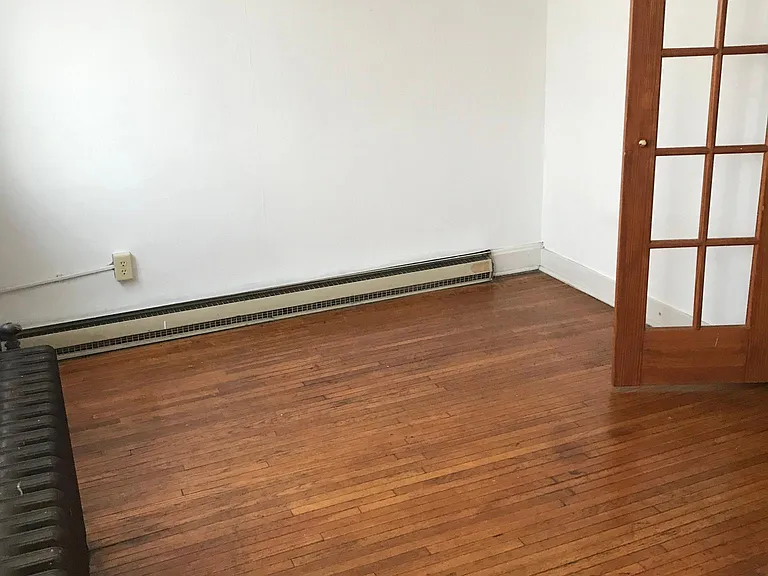 2551 Indianola Ave #1 — Photo 6