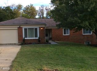 4427 Lakeview Dr, Temple Hills, MD 20748