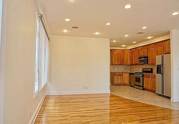 4th image of 8634 Fort Hamilton Pkwy #2