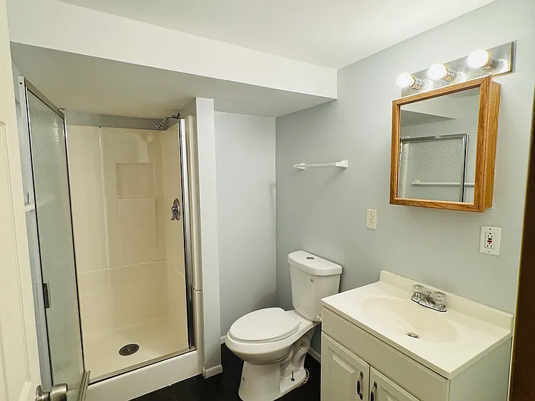 1706 Perth St — Photo 10