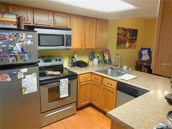 4th image of 7003 Alturas Ct