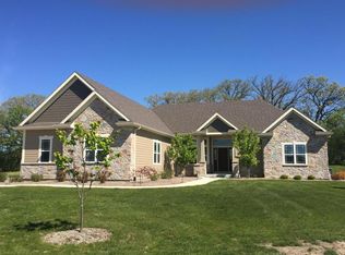 11200 234th Ct, Trevor, WI 53179