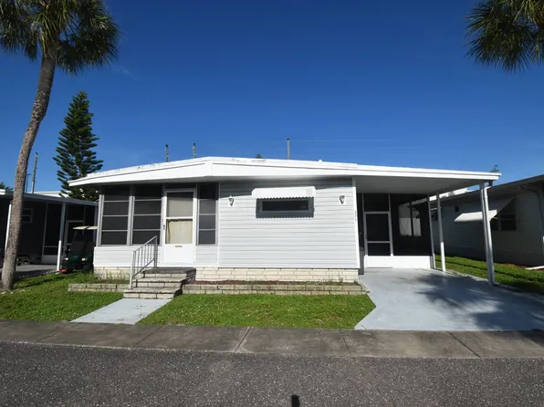 371 Mandalay Dr, Largo, FL 33770
