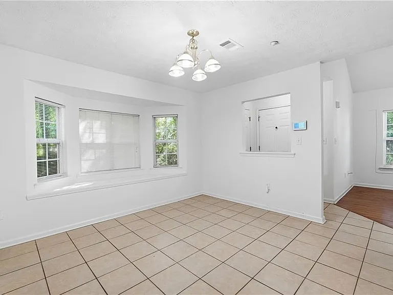 6427 Wellington Chase Ct — Photo 6