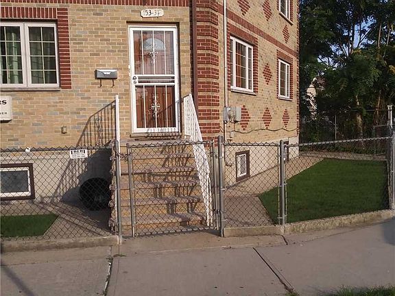 5th image of 15331 110th Ave