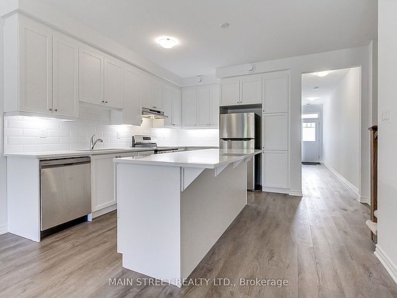 4th image of 2968 Murphy Pl