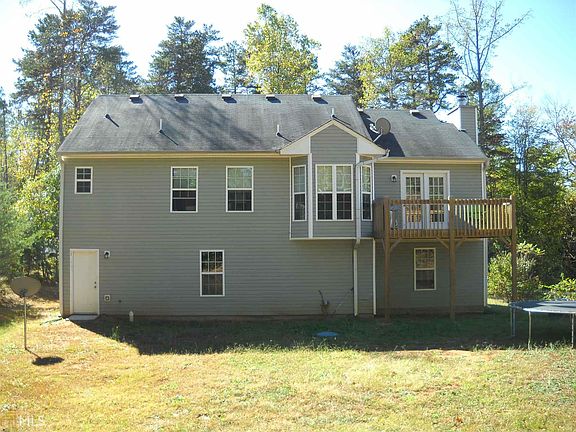 3rd image of 270 Morning Glory Dr