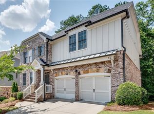 11785 Stratham Dr, Alpharetta, GA 30009