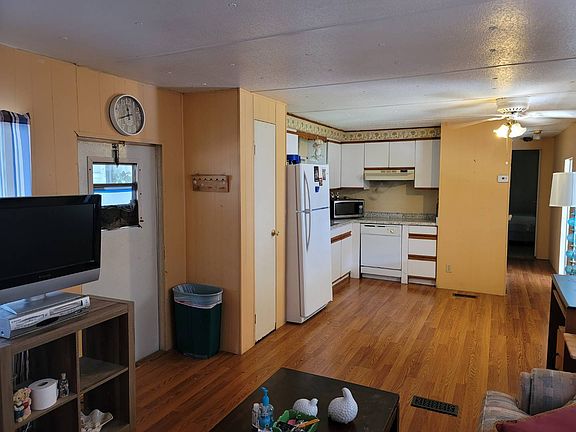 4th image of 19 Orange St
