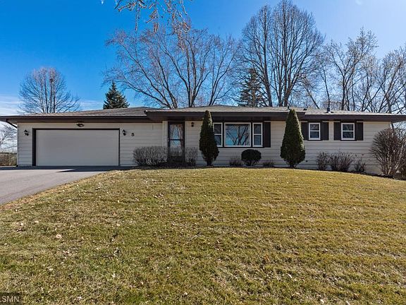 2nd image of 5 Harold Dr