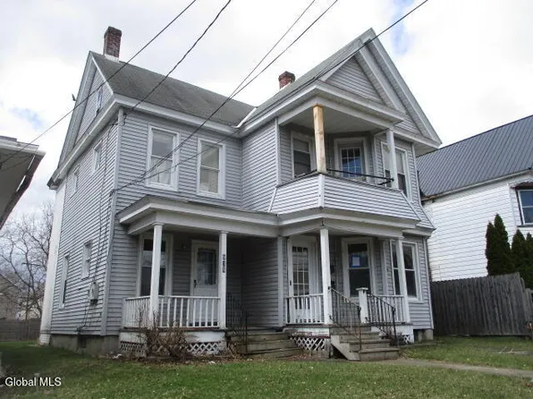918 Hegeman St, Schenectady, NY 12306