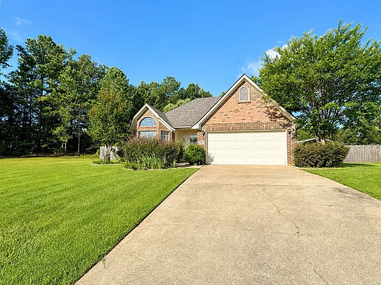 4806 Putters Ln — Photo 1