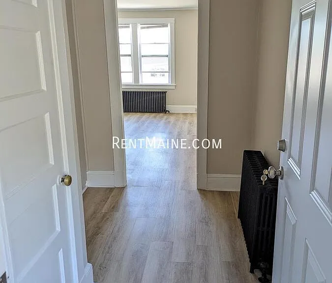 101 Center St #1 — Photo 11