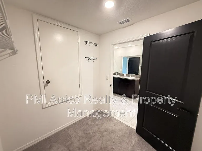 14906 Imperial Purple Ln — Photo 14