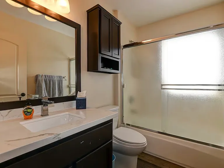 1815 N Hazelwood Ln — Photo 20