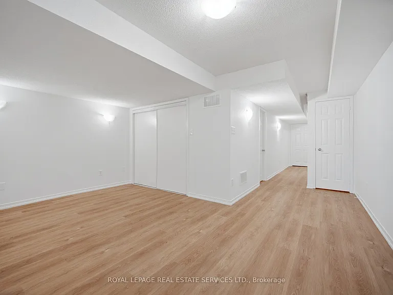5255 Palmetto Pl #176 — Photo 35