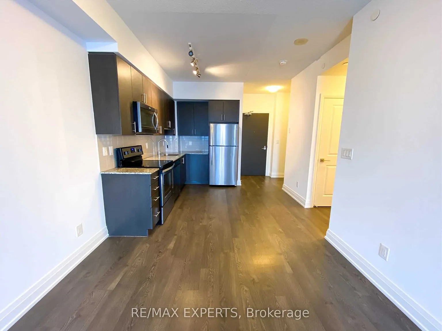 1 bed, $2,200 — Photo 2