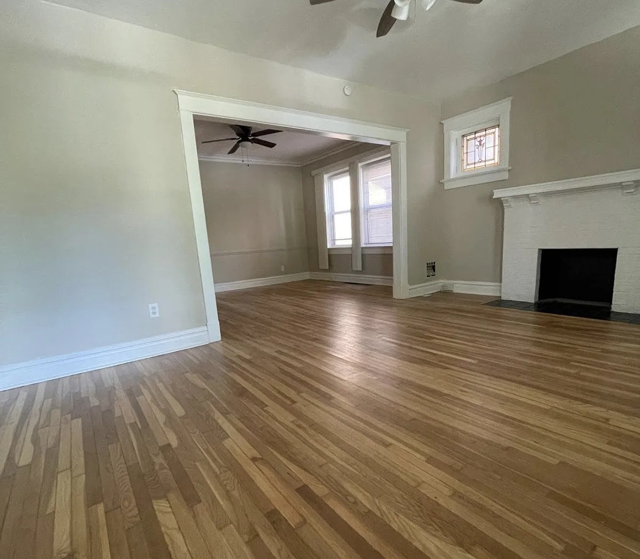1 bed, 1200 sqft, $1,200 — Photo 3