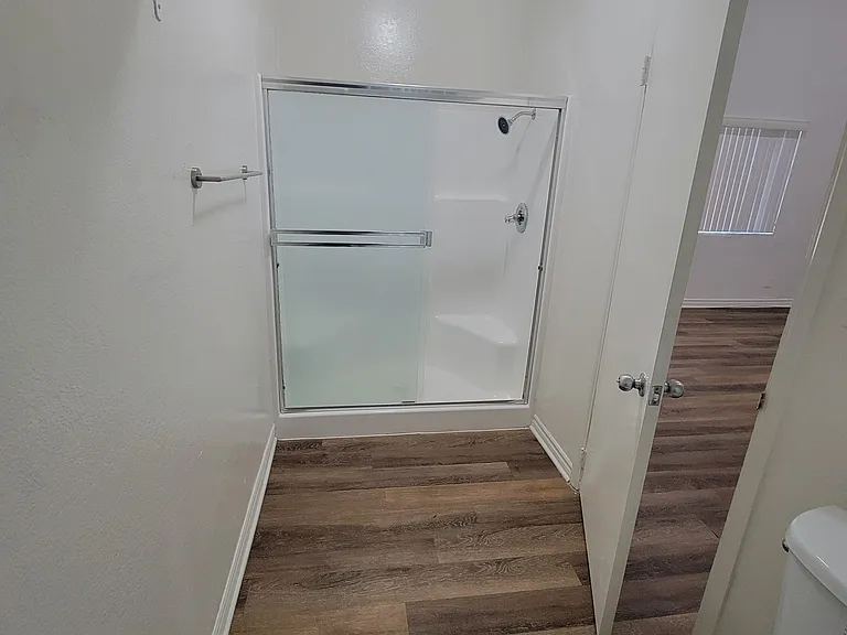 Exotic Isla Apartments — Photo 9