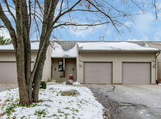 4683 Rockvalley Dr NE #2, Grand Rapids, MI 49525