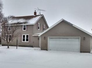 9341 150th St, Swaledale, IA 50477