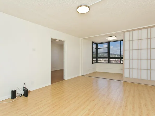 750 Kaheka St APT 1502, Honolulu, HI 96814