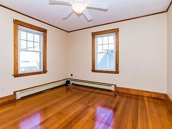 153-155 Alder St #1 — Photo 5