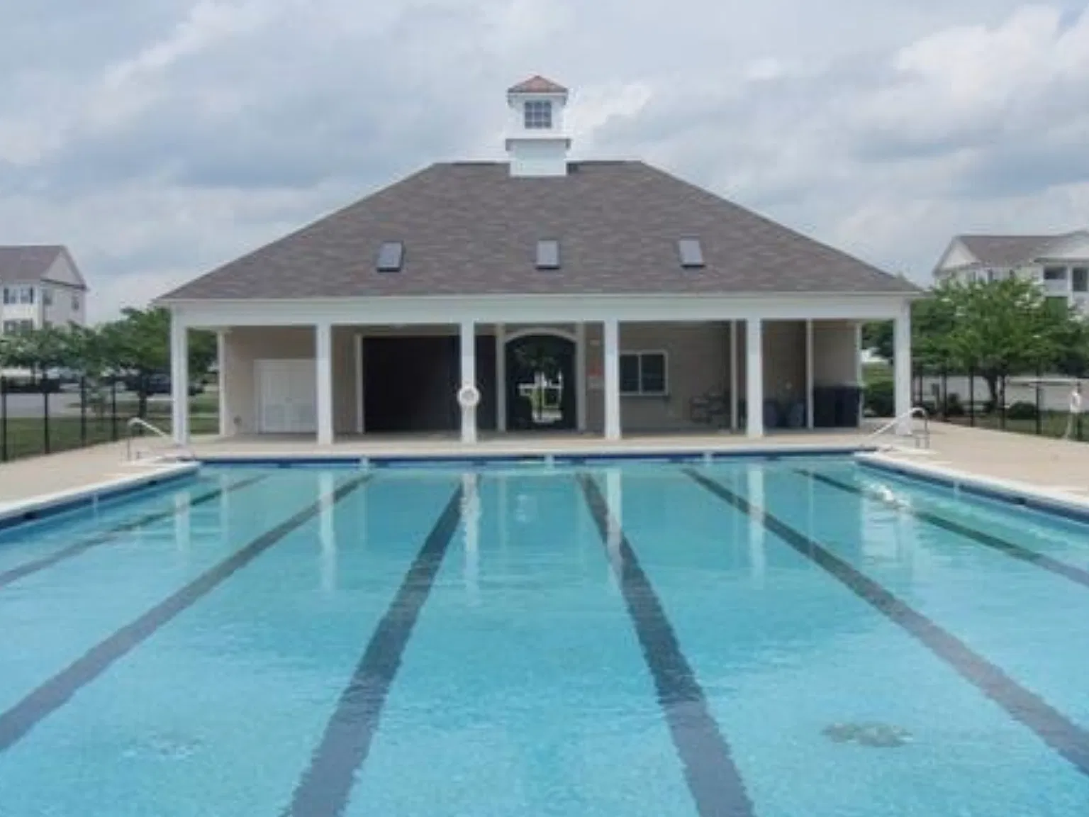2 bed, 980 sqft, $1,500 — Photo 1