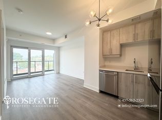 575 Conklin Rd #527, Brantford, ON N3T 5L5