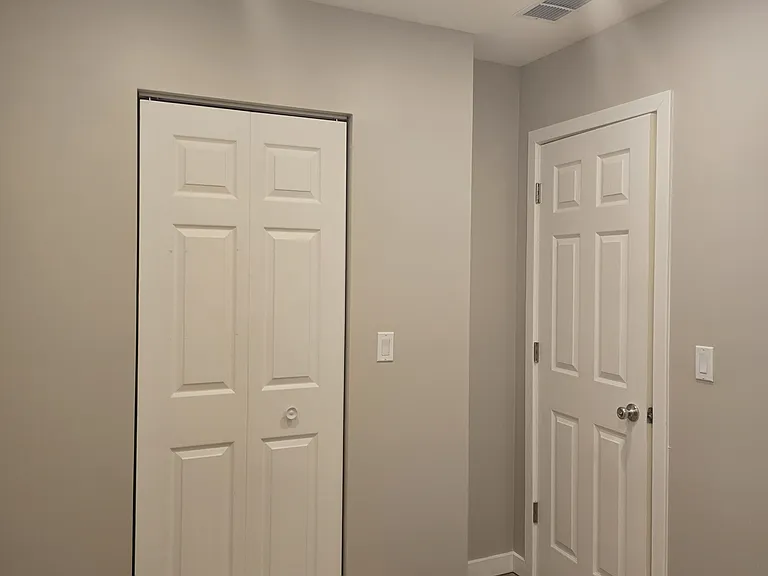 4852 S Wood St #1 — Photo 8