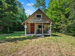 19 Fox Ln, Rangeley, ME 04970