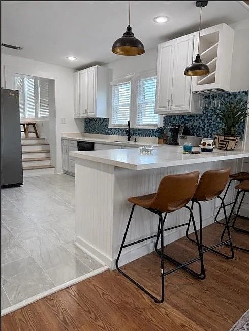 5 bed, 4.0 bath, 3000 sqft, $900 — Photo 4