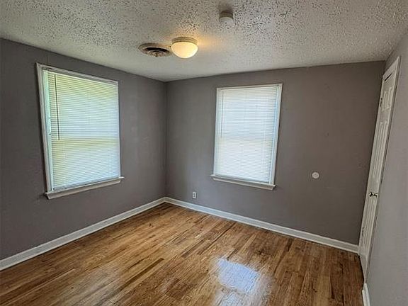 5th image of 433 Jean Ave
